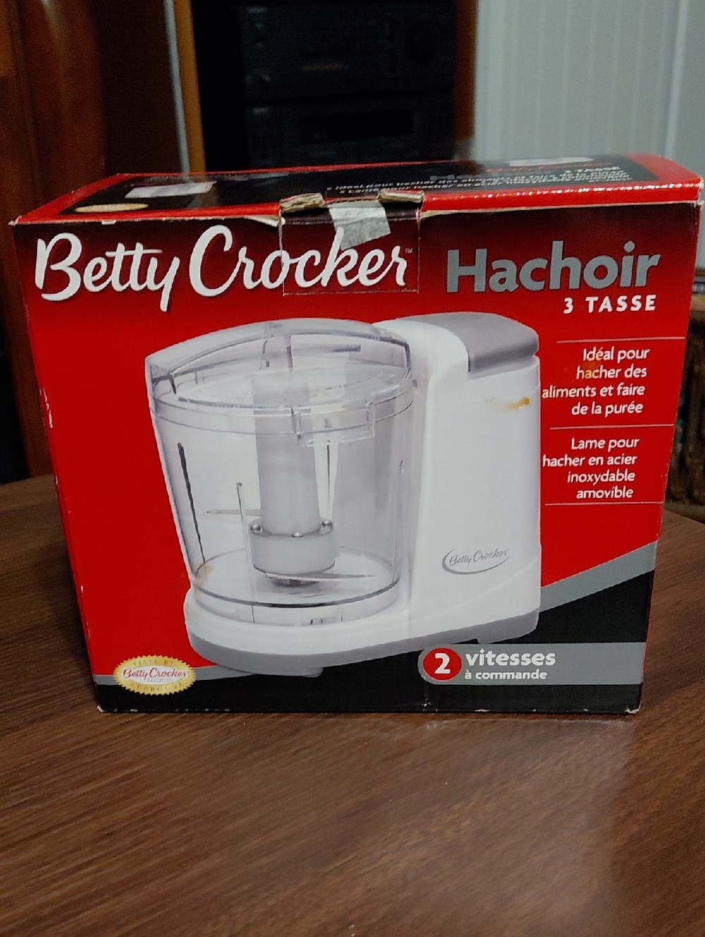 Betty Crocker White and Clear 3-Cup Food Chopper